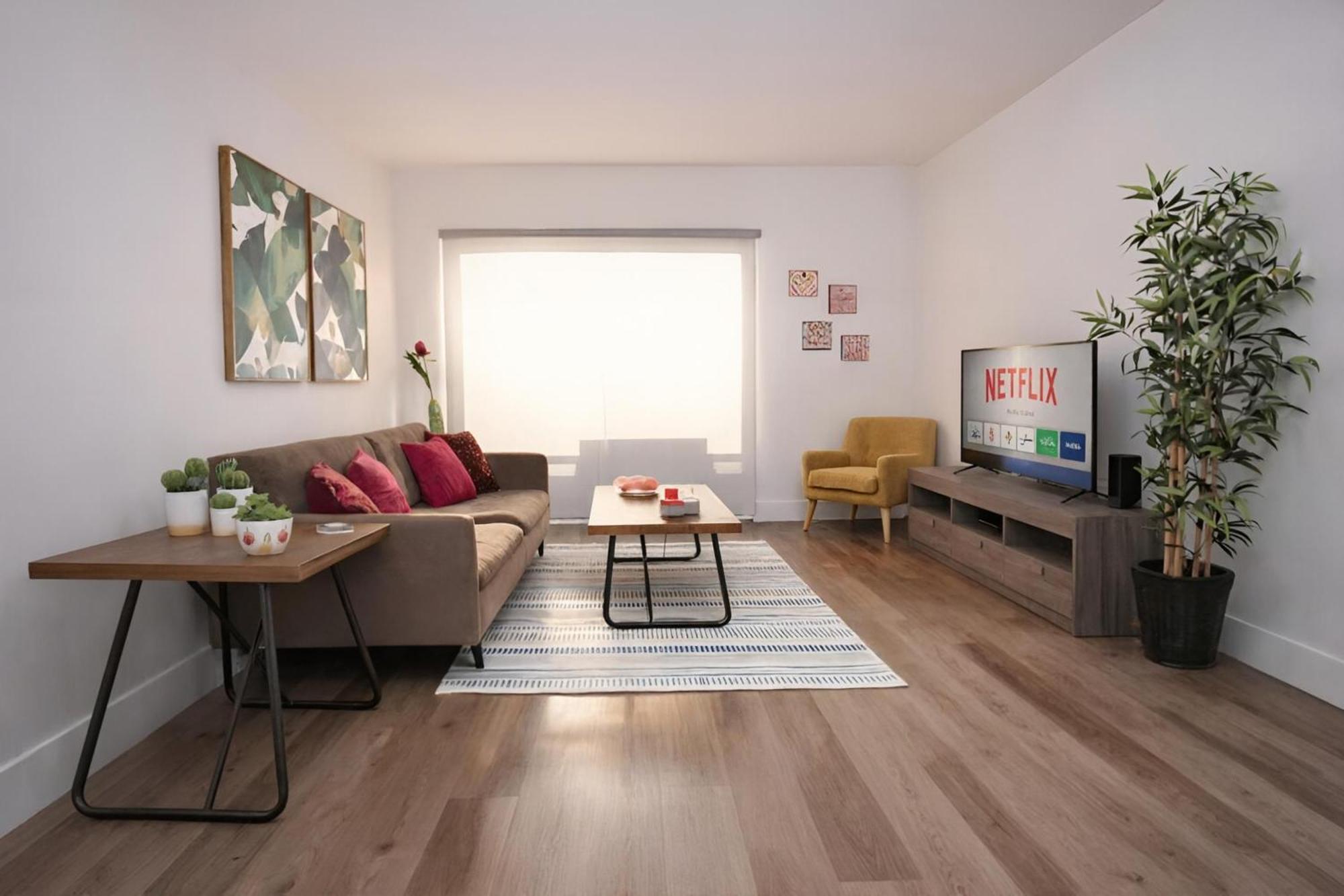 Los Angeles Premium City Suites - Free Secured Parking — Photos 1